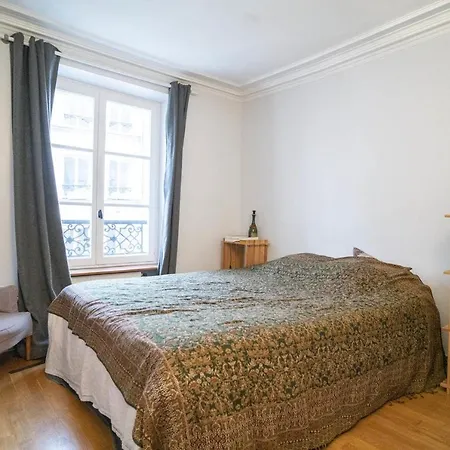 Appartement Hostnfly - Splendid Bright Apt And Design Republique